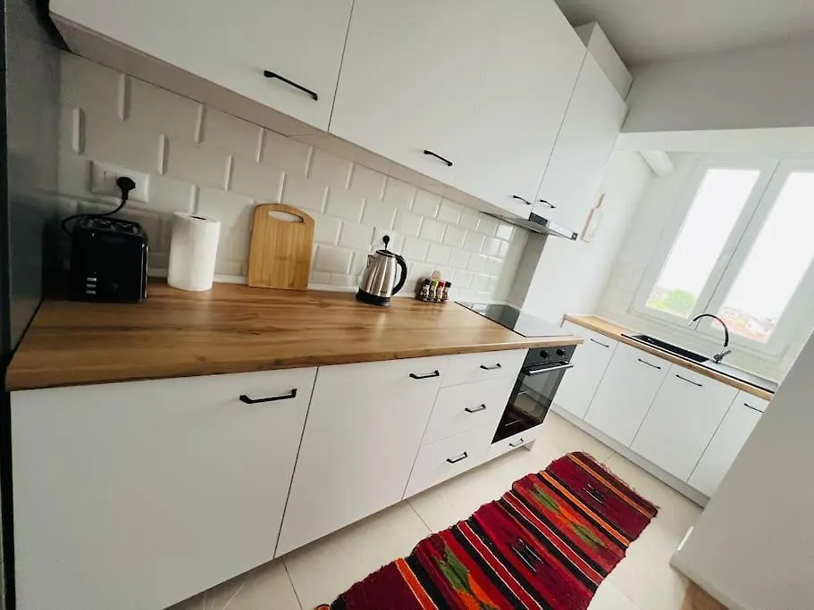 Apartment Modern Apt Near City Centre Shkoder